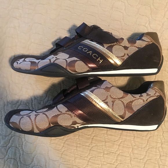 Authentic Coach tennis shoes - Picture 2 of 4